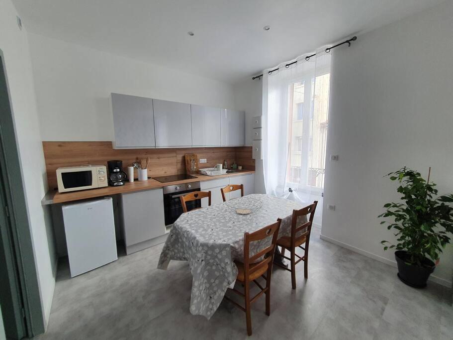Roanne Centre, Appartement Refait A Neuf. Luaran gambar